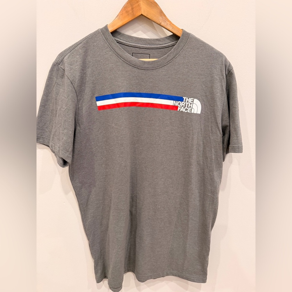 The North Face Graphic T Shirt Gray Red‎ White Blue Logo Mens XL Tee